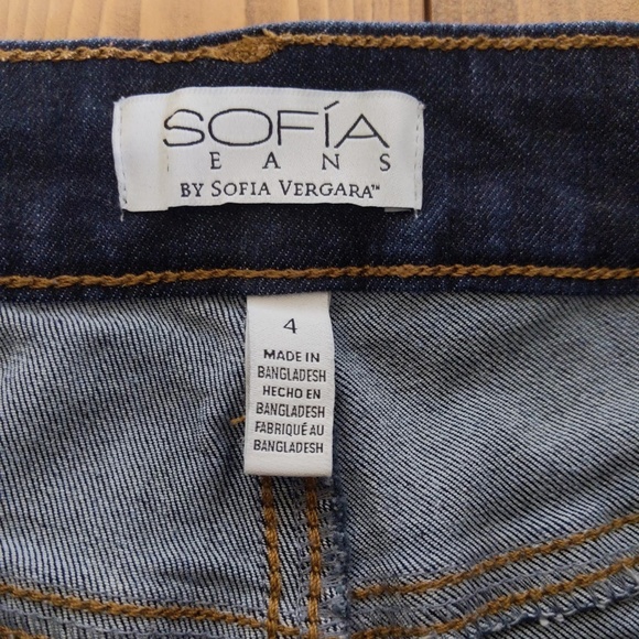 Sofia Vergara Rosa Curvy Ankle Dark Wash Skinny Jeans - Picture 4 of 11